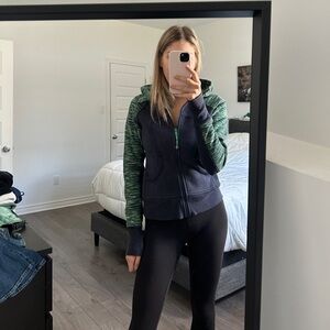 Beautiful lulu scuba. Excellent for the yoga girl.